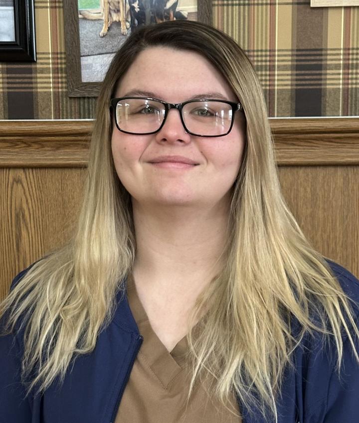 Portrait of Lindzey Brisker